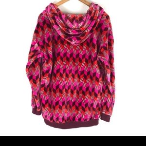 Vera Bradley chevron fleece pullover